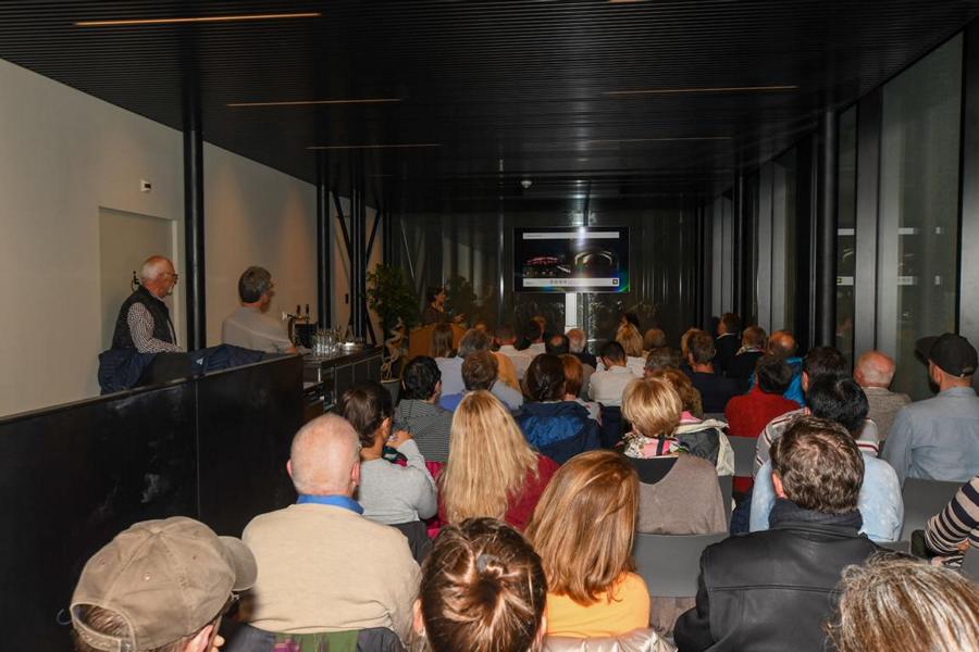 im Pavillon im Gréiweschlass